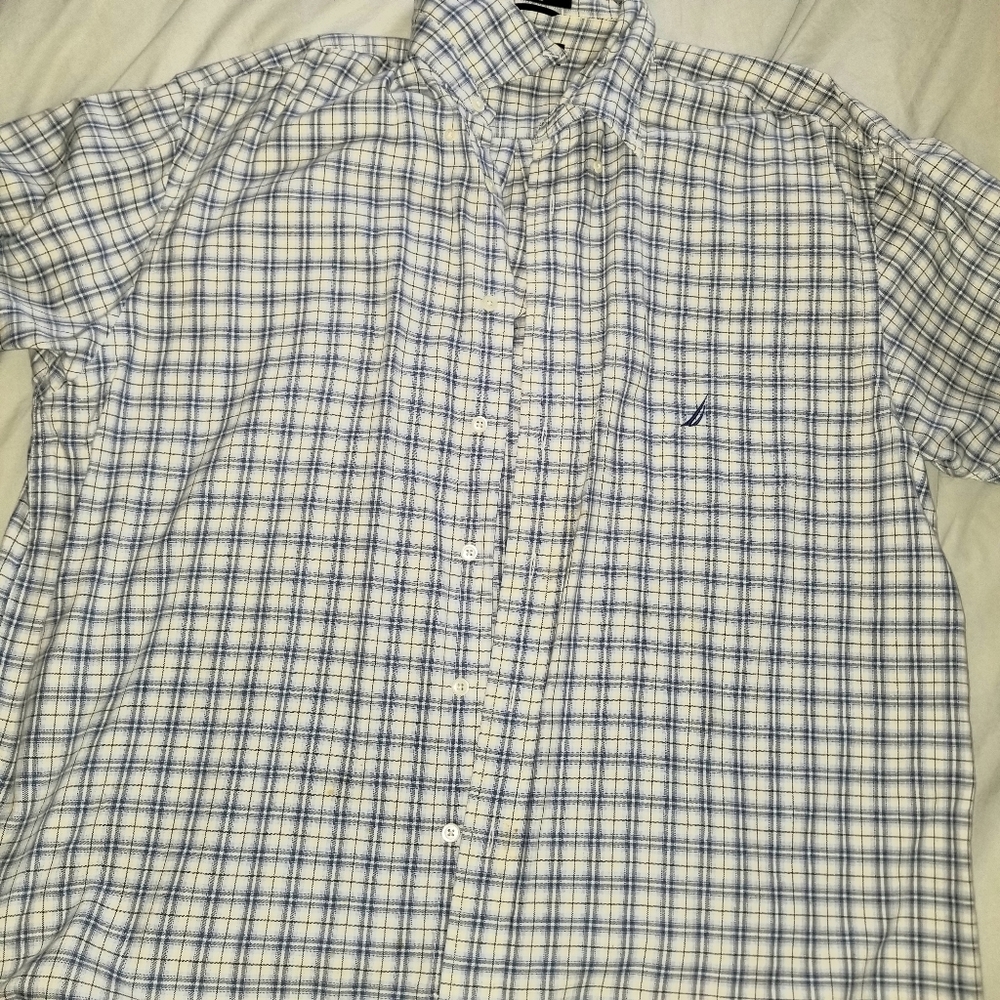 💥Nautica Button Down Shirt